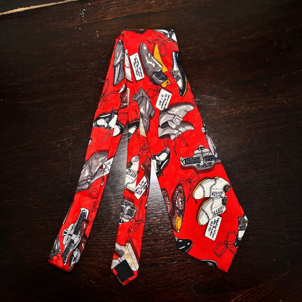 VTG Nicole Miller 90s Silk Tie Red US Presidents Johnston Murphy Shoes Novelty